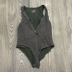 Minkpink Move Bodysuit Sleeveless Front Zip Athletic Stretch Olive Green Large